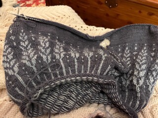 Let’s Knit Continental Style!